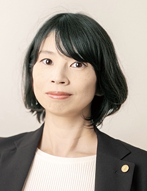 行政書士池田真希先生